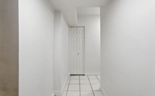 101 Queen Street South