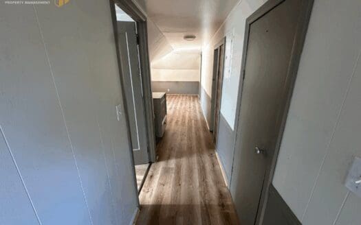 335 Norfolk Street North