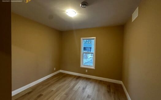 8770 Chippawa Creek, Niagara Falls