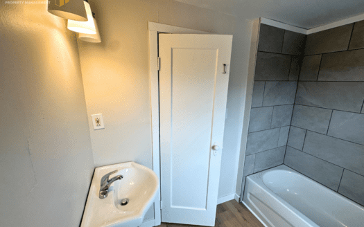 64 Victoria St, Welland