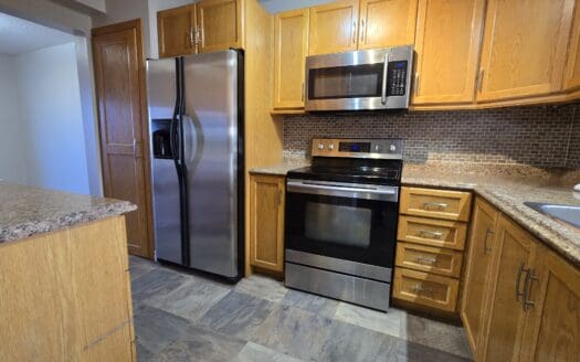 1190 Upper Ottawa Street – Unit 25