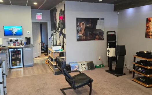 2445 Glenwood School Drive – Unit 4